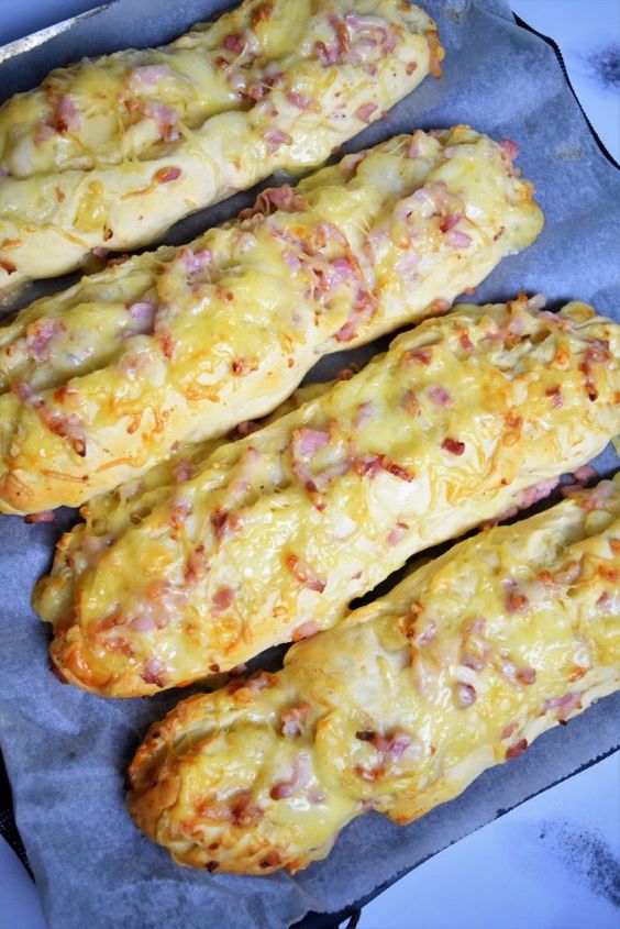 Baguettes lardons fromage