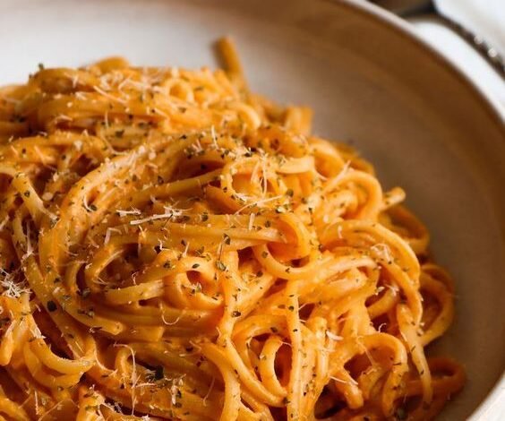 Linguine à la crème de poivrons grillés & au chèvre frais