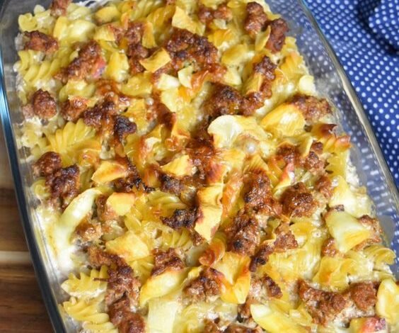 Gratin de pâtes à la viande hachée et reblochon