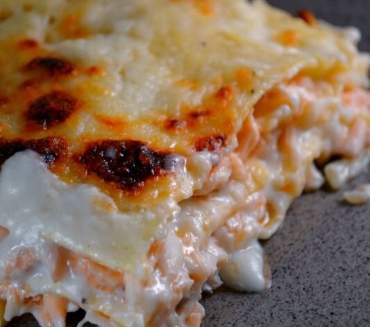 Lasagnes au Saumon, à la Béchamel et au Parmesan