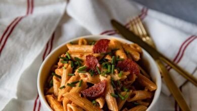 Pâtes complètes penne rigate à la crème de chorizo