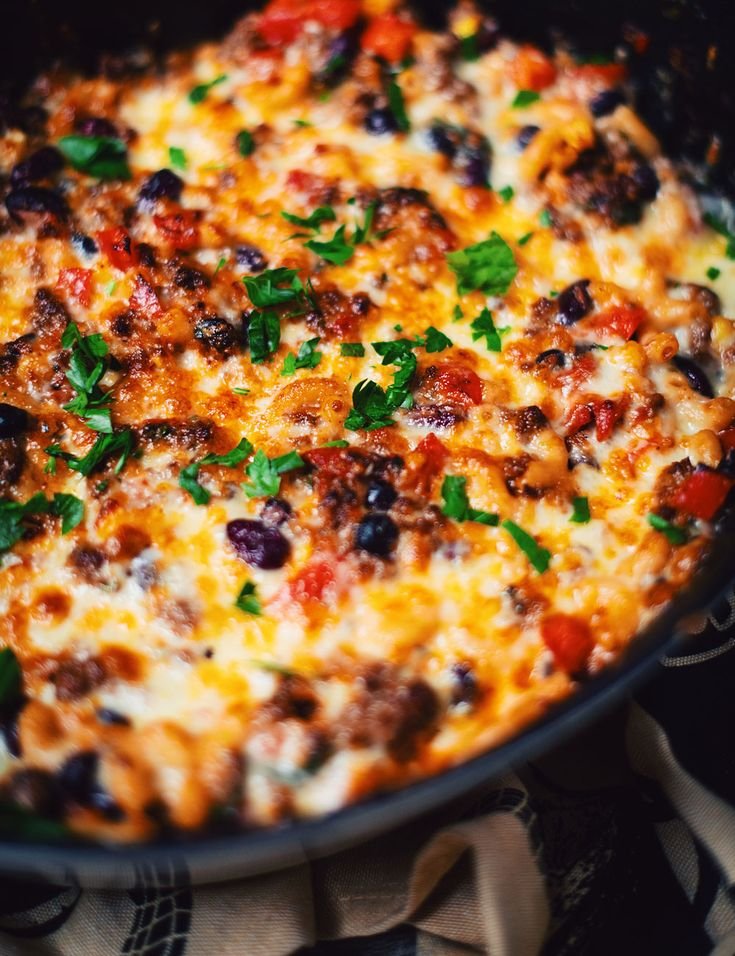 Chili mac and cheese