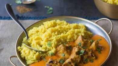 Poulet tikka massala, riz basmati au curcuma