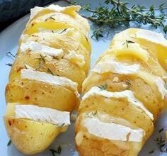 Pommes de terre à la suédoise farcies au camembert