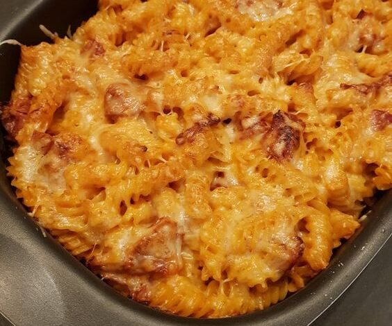 GRATIN DE PATES AU CHORIZO ET AU COMTE