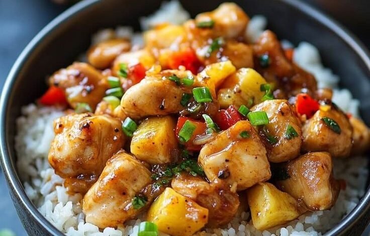 Délicieux Poulet à l'Ananas Hawaïen: Une explosion de saveurs exotiques!